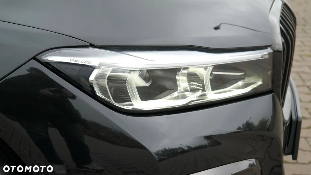 BMW Seria 7 750i xDrive sport - 5