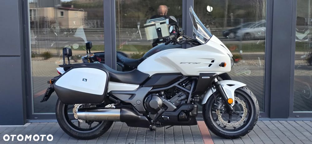 Honda CTX - 3