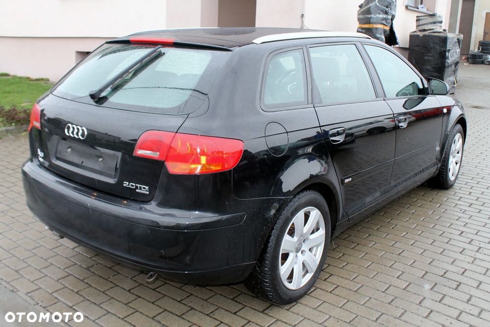 Audi A3 Sportback 2.0 TDI DPF quattro S line Sportpaket plus - 4