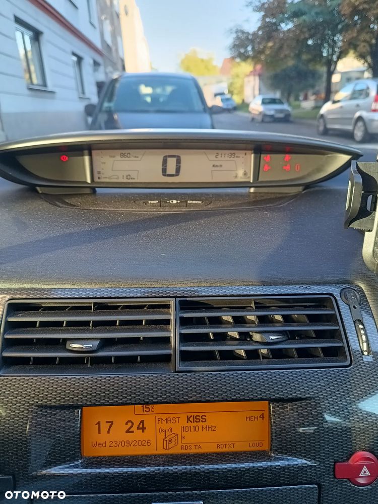 Citroën C4 1.6 16V VTR Pack - 5