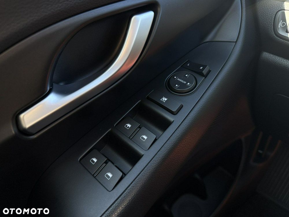 Hyundai i30 1.5 DPI Classic + - 29