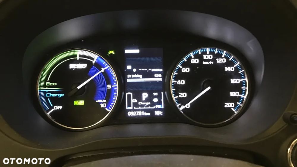 Mitsubishi Outlander - 3