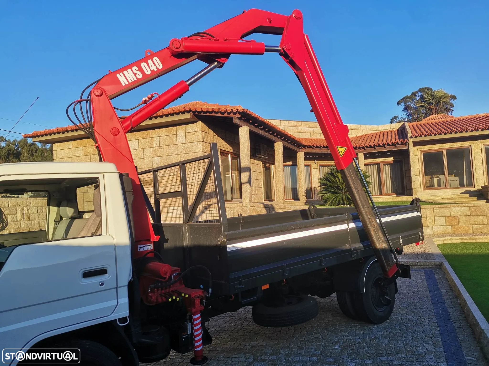 Toyota DYNA ( 32 BUN5) 7.0 - 11