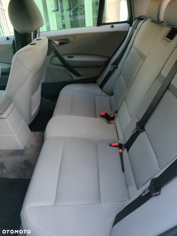 BMW X3 2.5i - 15