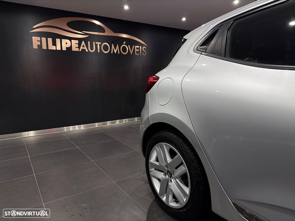 Renault Clio 1.0 TCe Intens - 33