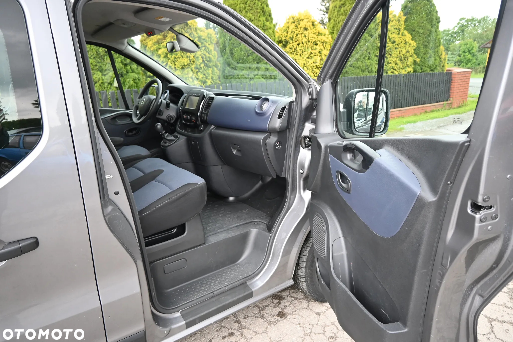 Opel Vivaro L2H1 2,9t Edition - 19
