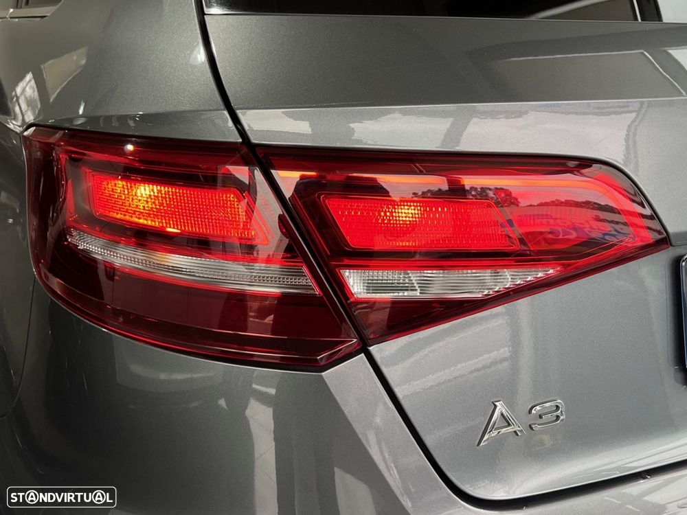 Audi A3 Sportback 1.6 TDI S-line S tronic - 7