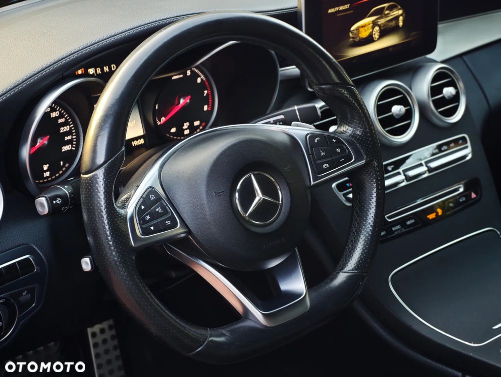 Mercedes-Benz Klasa C 250 7G-TRONIC - 7
