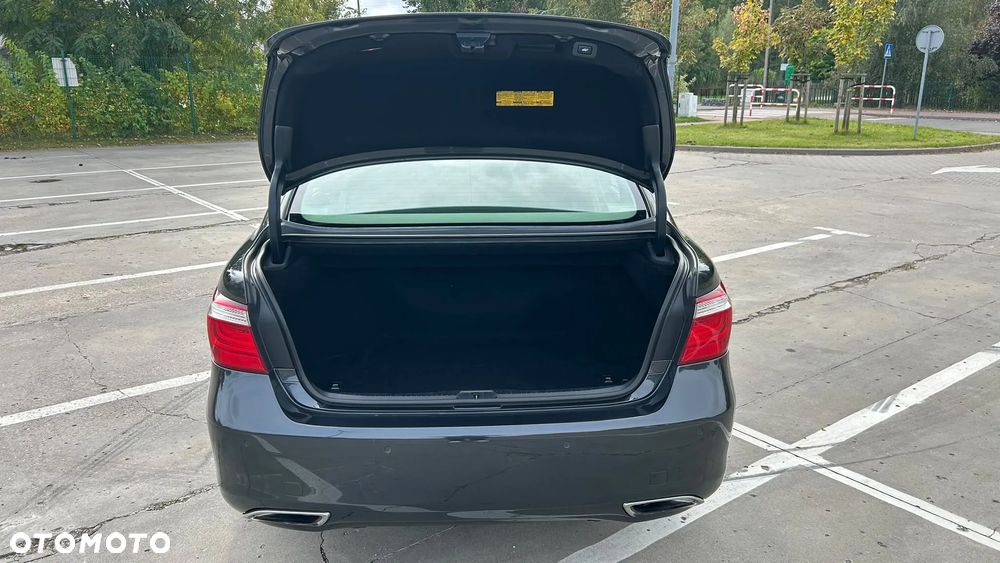 Lexus LS - 11