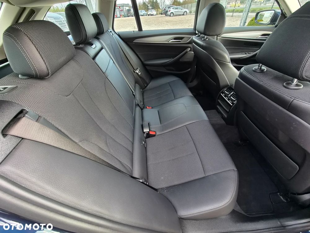 BMW Seria 5 530d xDrive Sport Line - 9