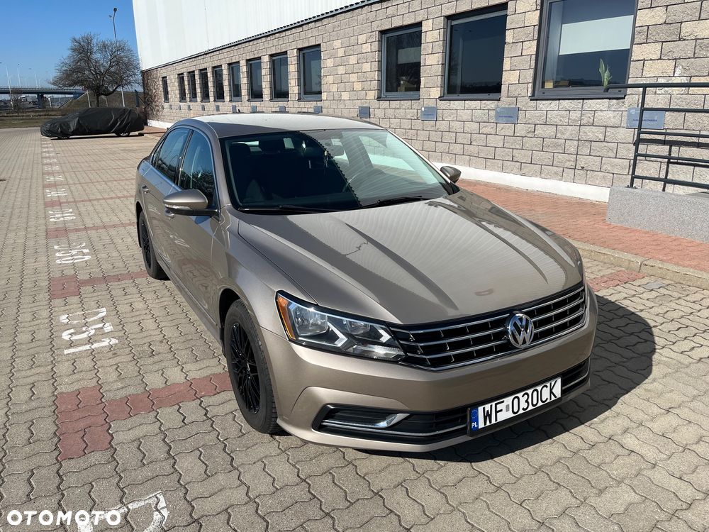 Volkswagen Passat 1.8 TSI (BlueMotion Technology) DSG Comfortline - 3