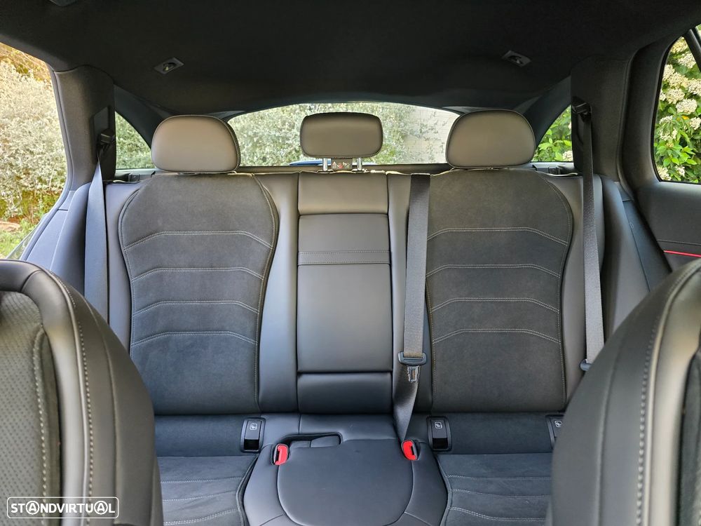 Mercedes-Benz E 300 e AMG Line - 10