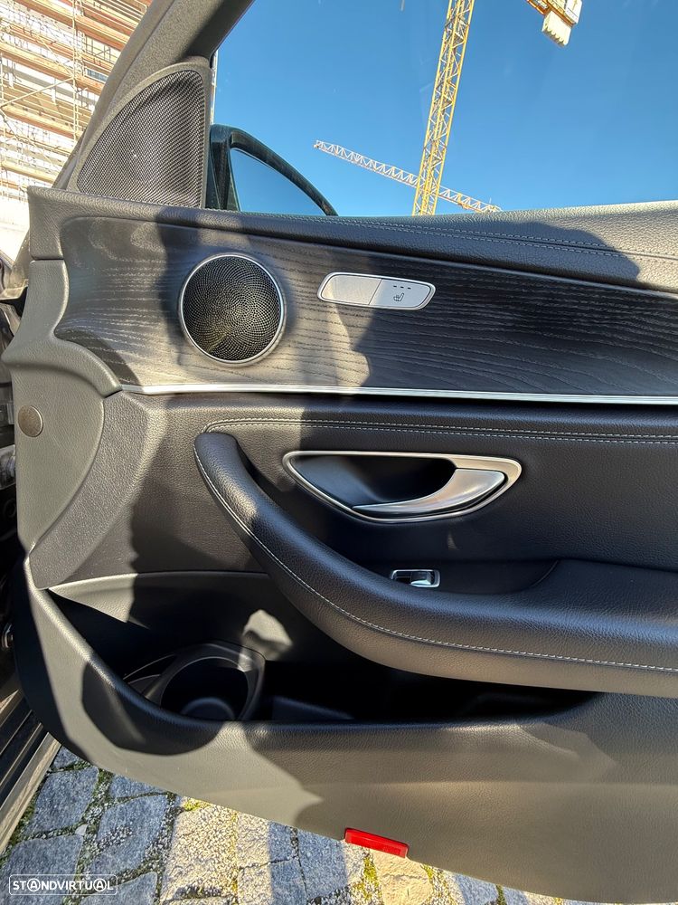 Mercedes-Benz E 300 de AMG Line - 25