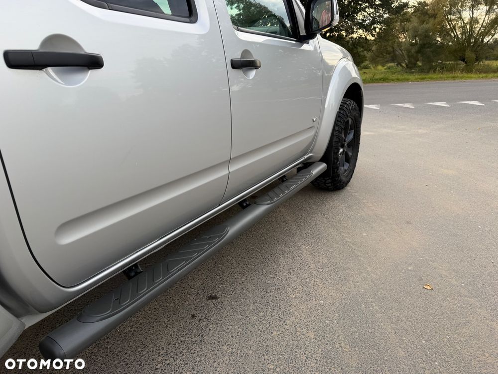 Nissan Navara - 32
