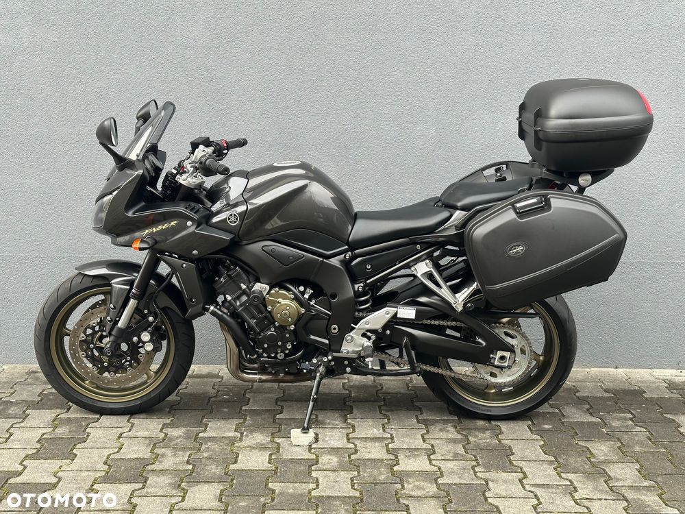 Yamaha FZ - 5