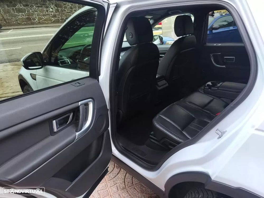 Land Rover Discovery Sport TD4 HSE Luxury - 20