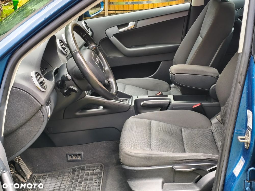 Audi A3 Sportback 2.0 TDI Attraction - 9