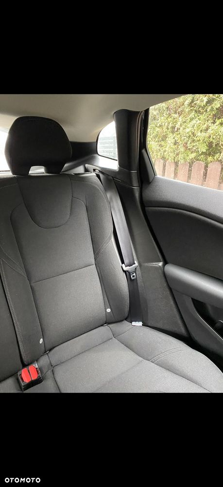 Volvo V40 - 4