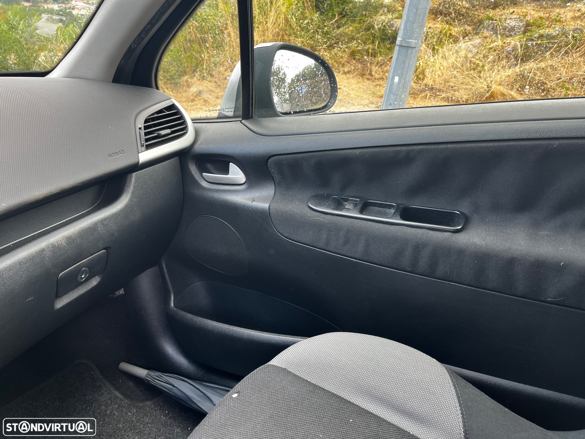 Peugeot 207 - 7