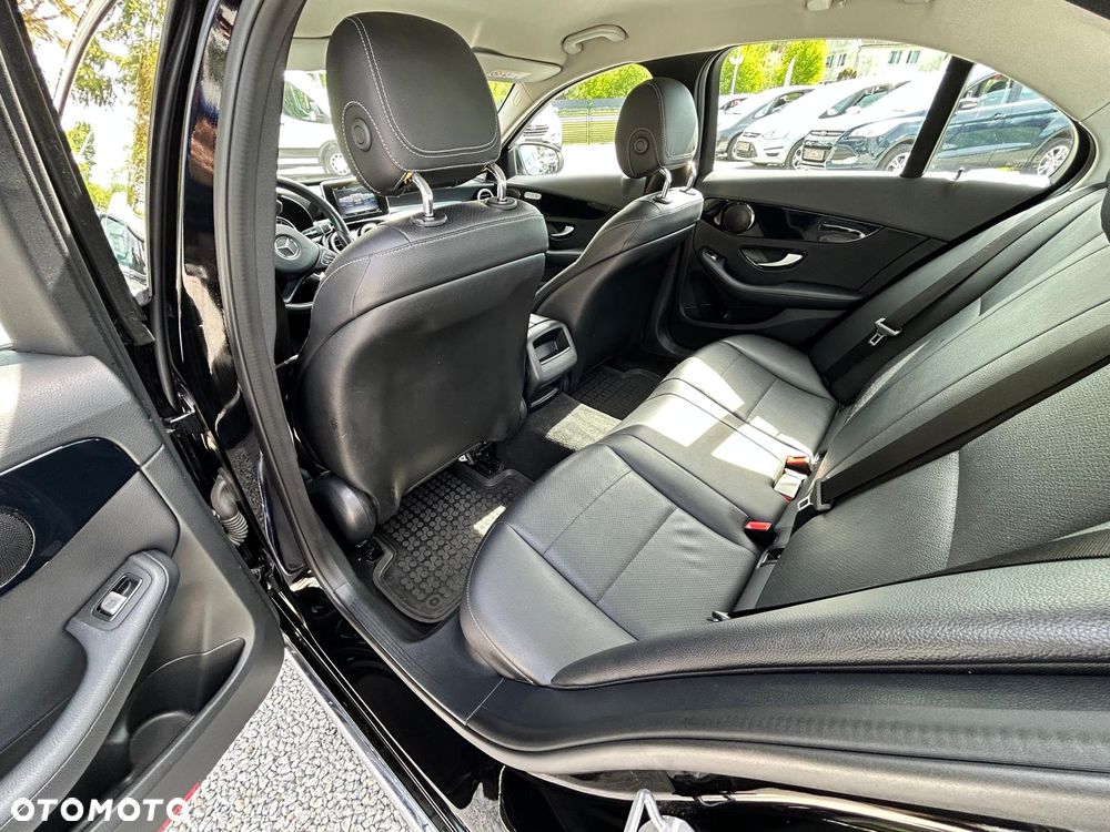 Mercedes-Benz Klasa C 160 9G-TRONIC - 14