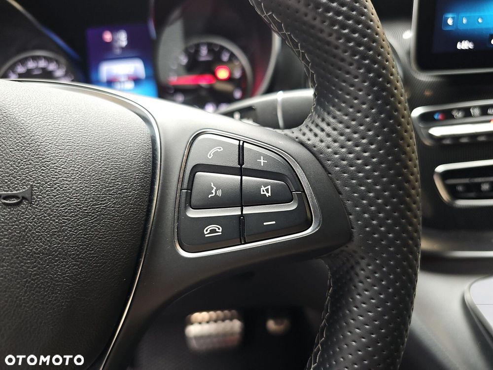 Mercedes-Benz Klasa V 250 d 4-Matic Avantgarde 9G-Tronic (d³ugi) - 20