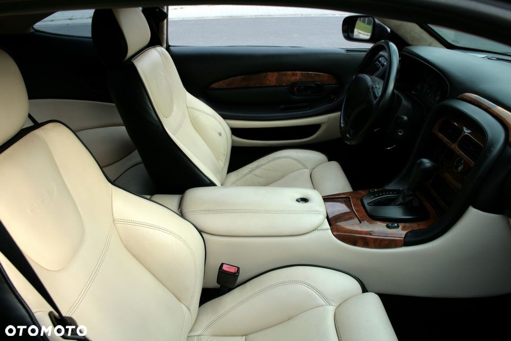 Aston Martin DB7 - 6