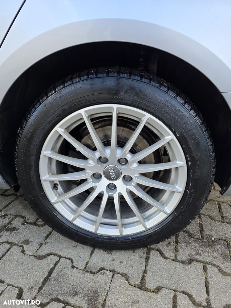 Audi A4 Avant 40 TDI S tronic - 7
