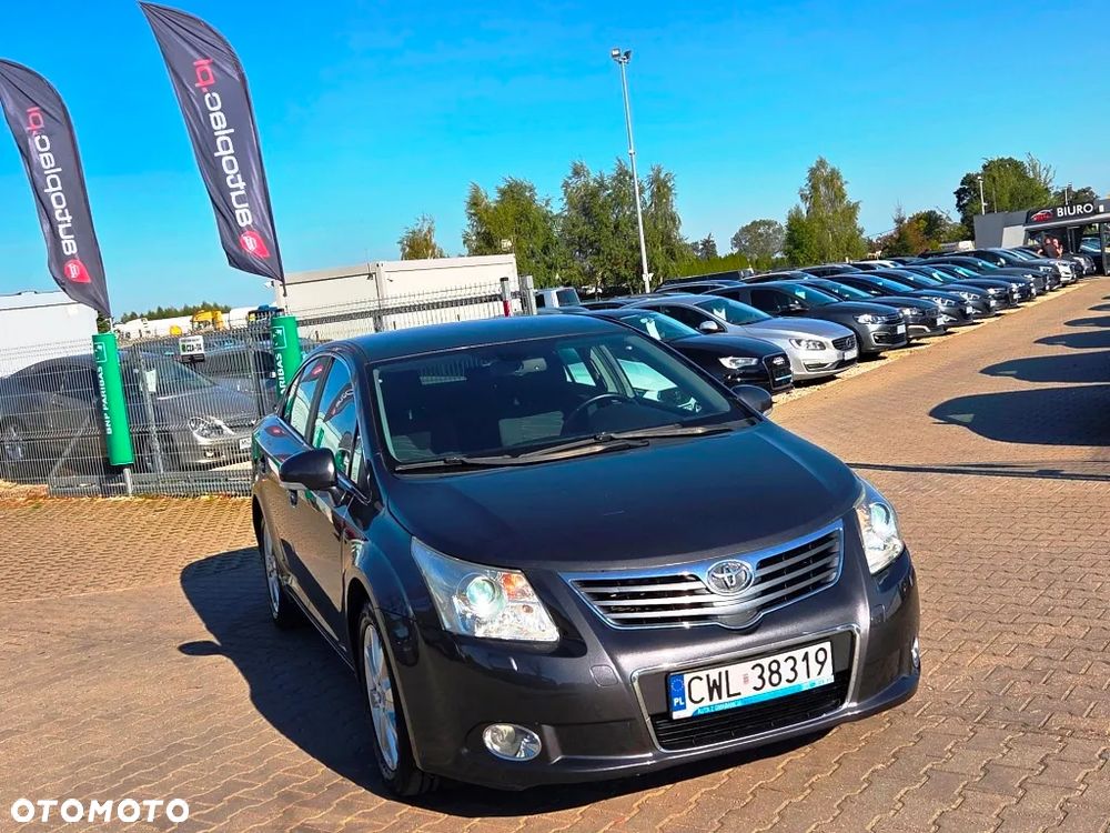 Toyota Avensis 2.2 D-4D Prestige NAVI - 23