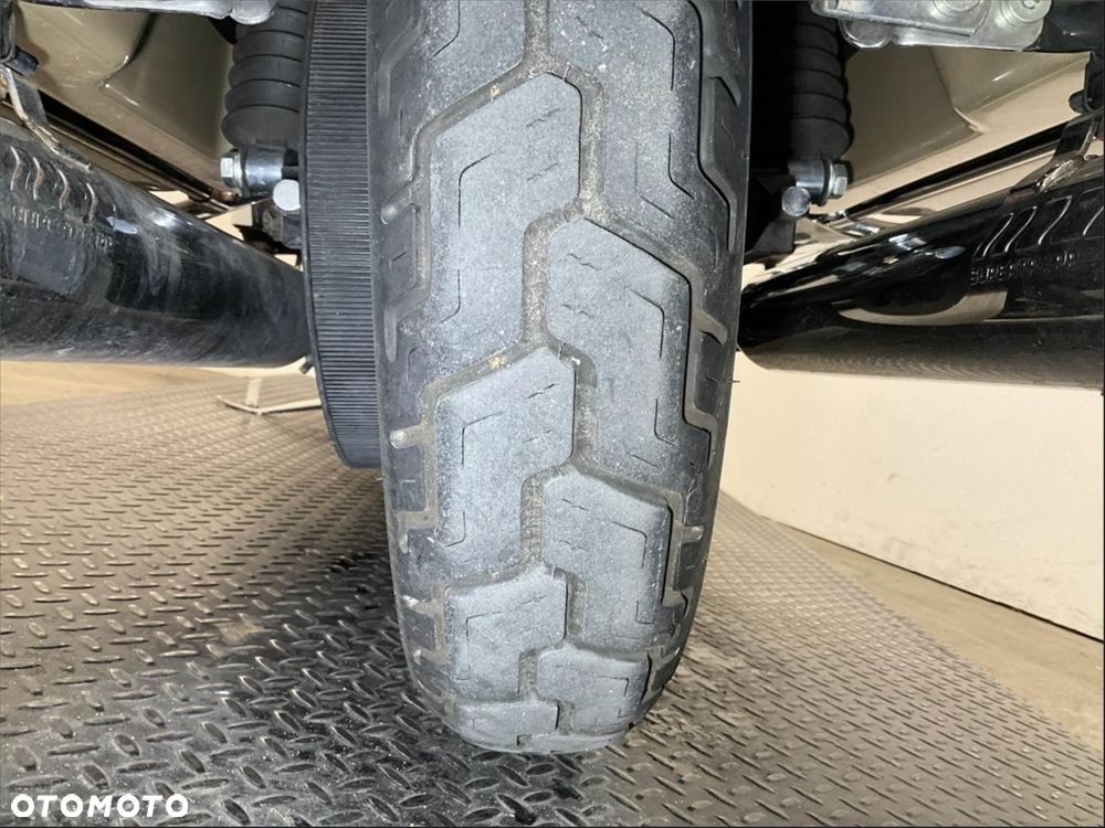 Harley-Davidson Touring Road Glide - 19