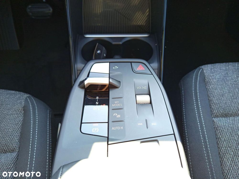 BMW X1 - 18