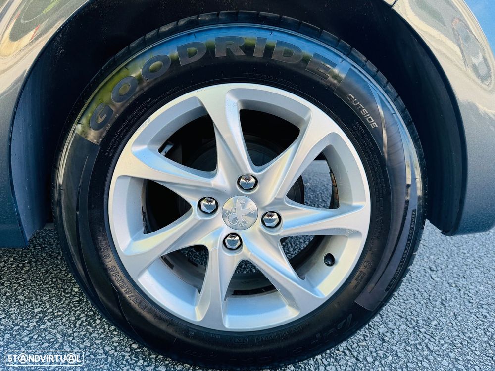 Peugeot 208 1.4 HDi - 22