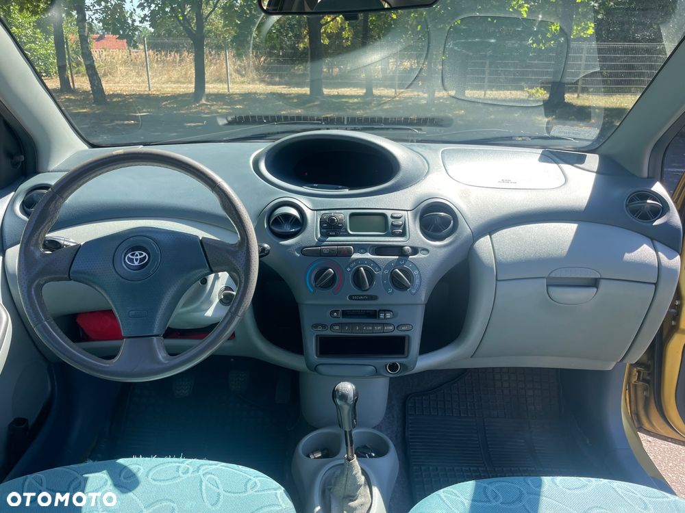 Toyota Yaris 1.3 Luna - 3