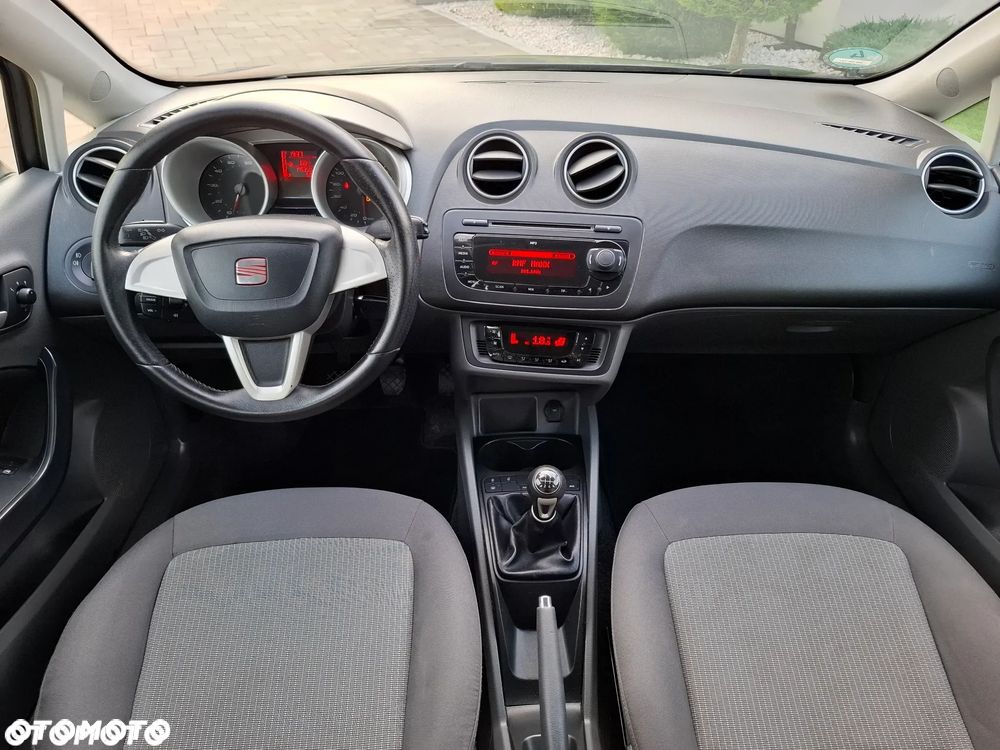 Seat Ibiza 1.4 16V Style - 32