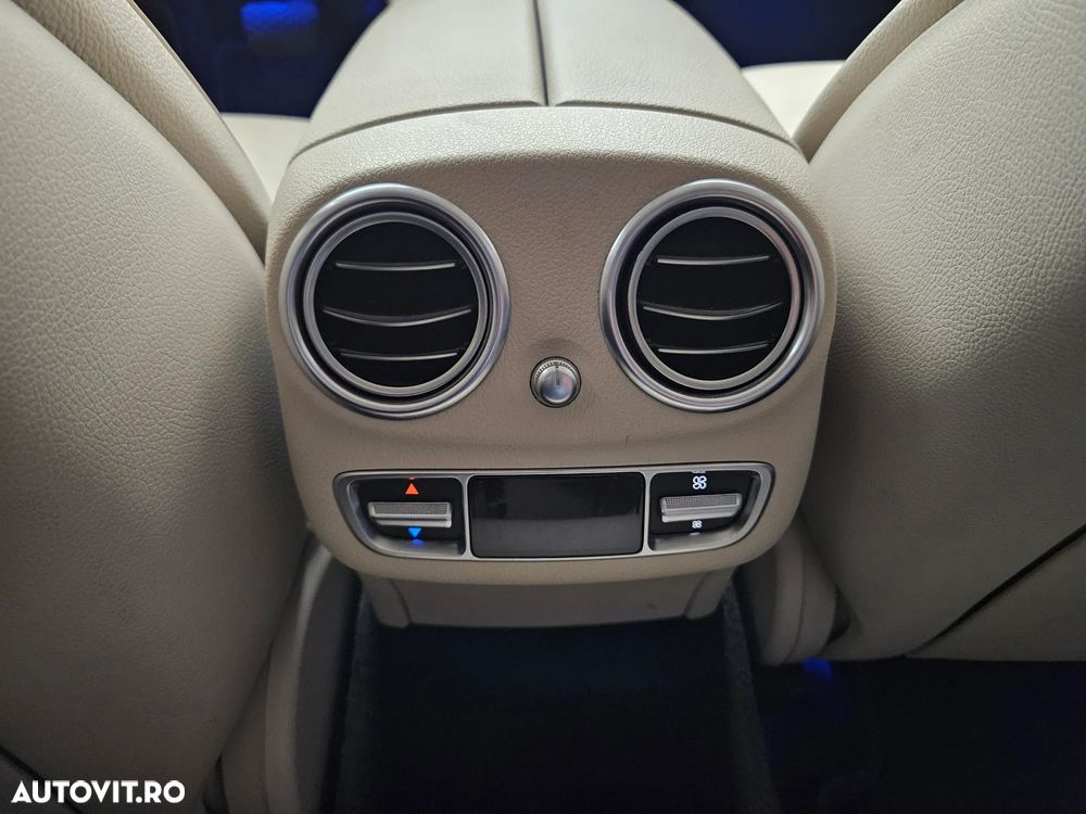 Mercedes-Benz E 300 4MATIC Aut. - 13