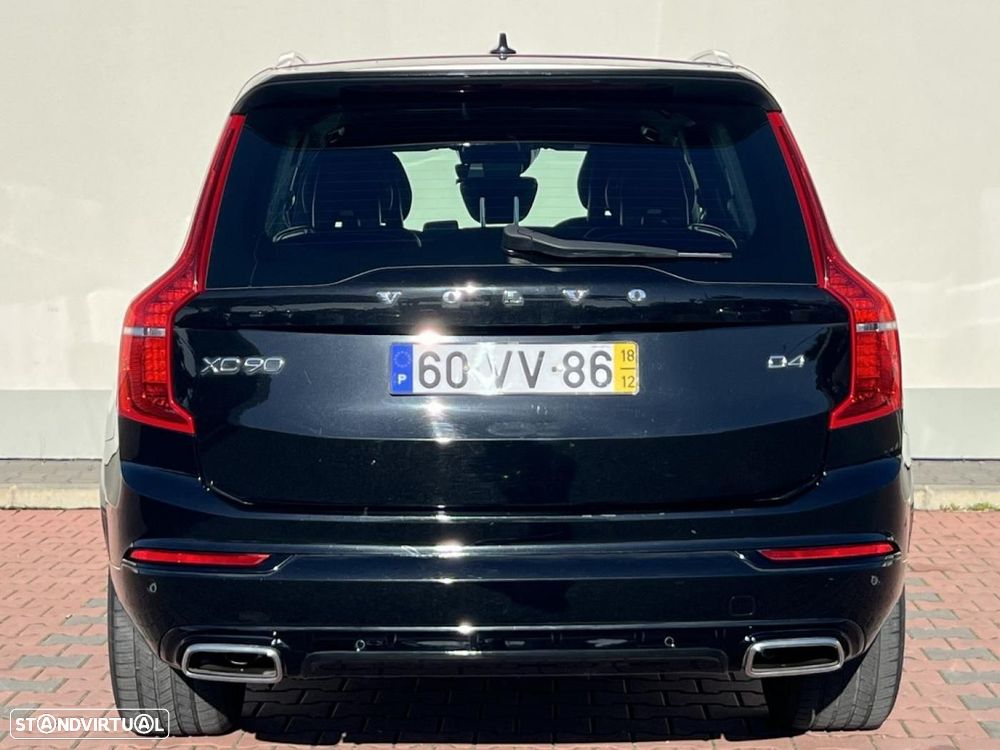 Volvo XC 90 2.0 D4 R-Design - 35
