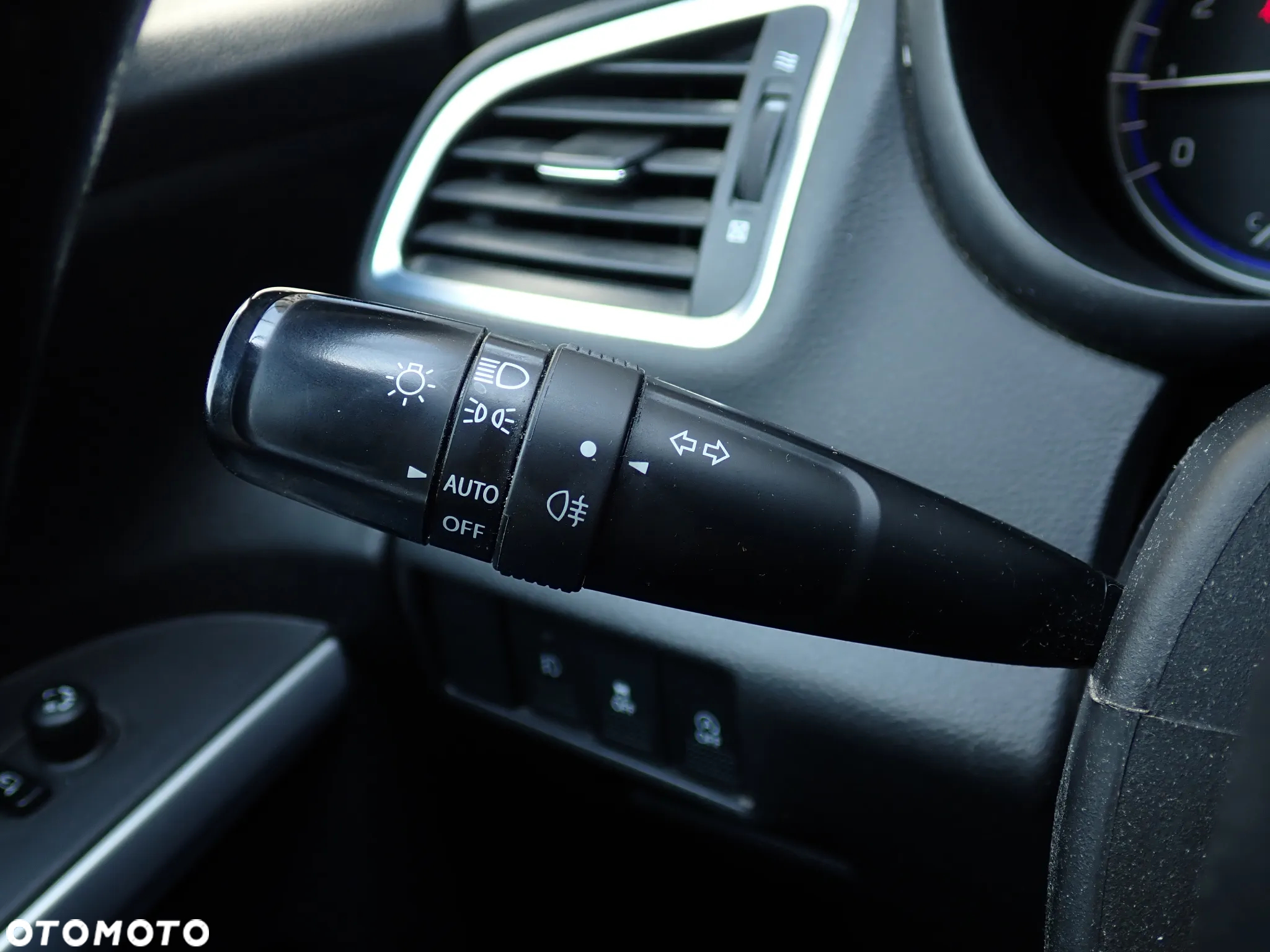 Suzuki SX4 S-Cross 1.0 T Premium - 24