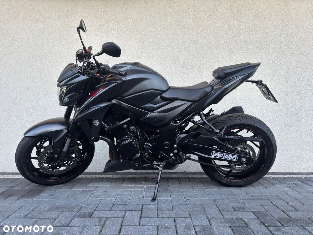 Suzuki GSX