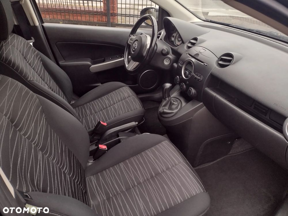 Mazda 2 1.3 MZR Active - 15