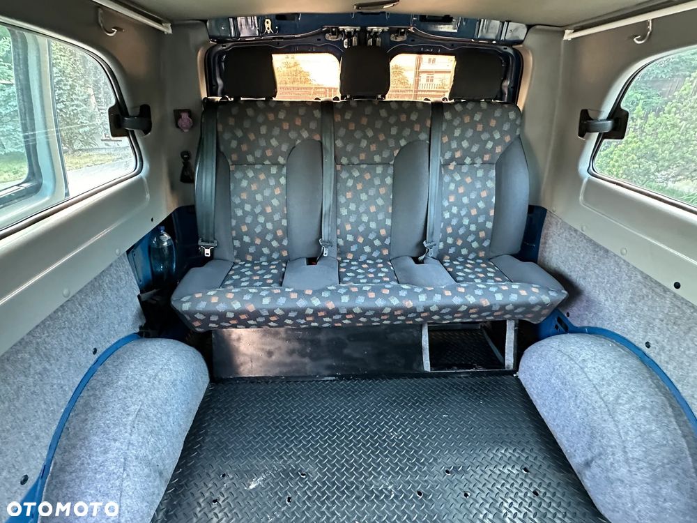 Mercedes-Benz Vito - 20