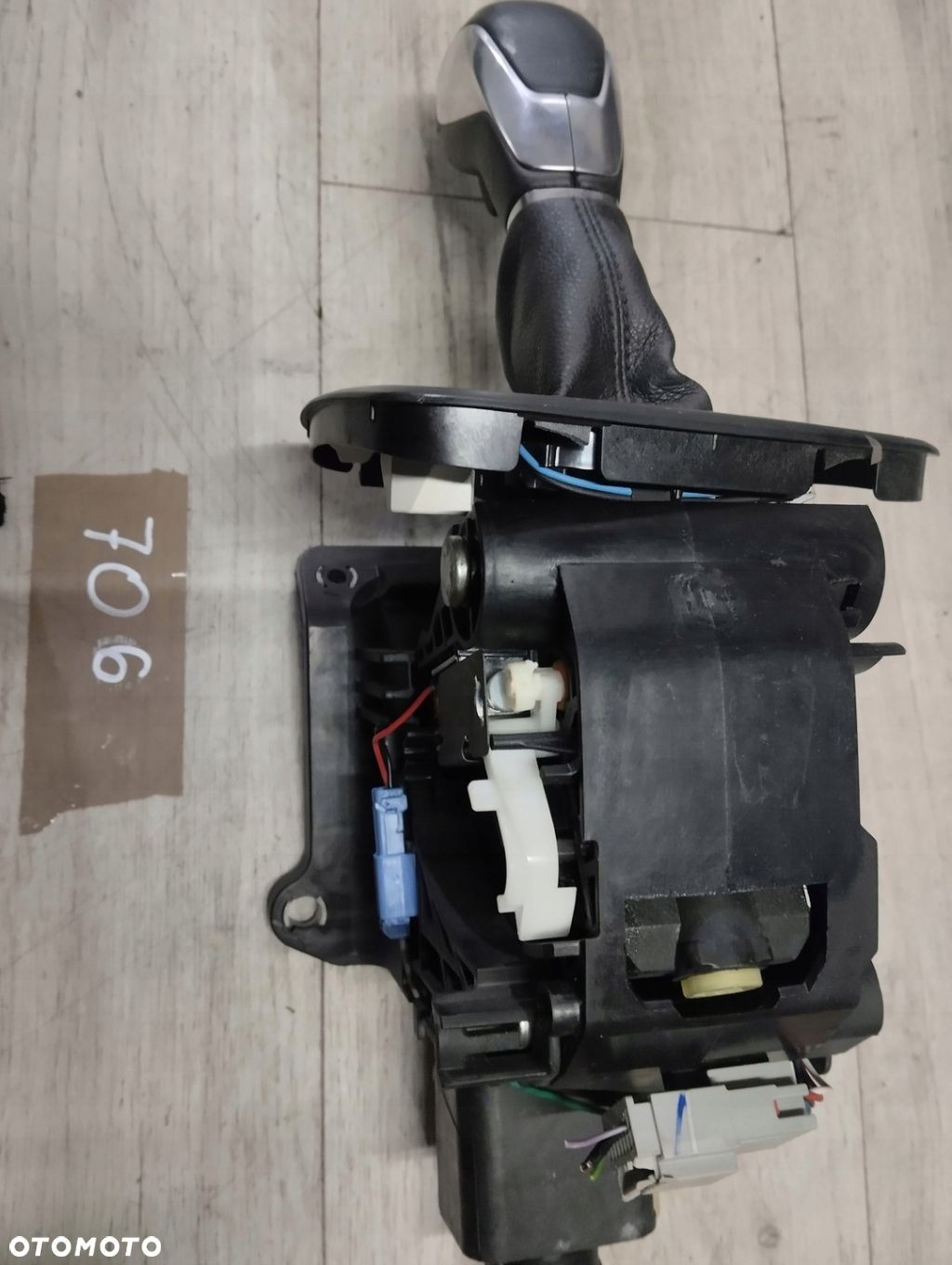 GAŁKA WYBIERAK BIEGÓW FORD KUGA MK2 LIFT - 1