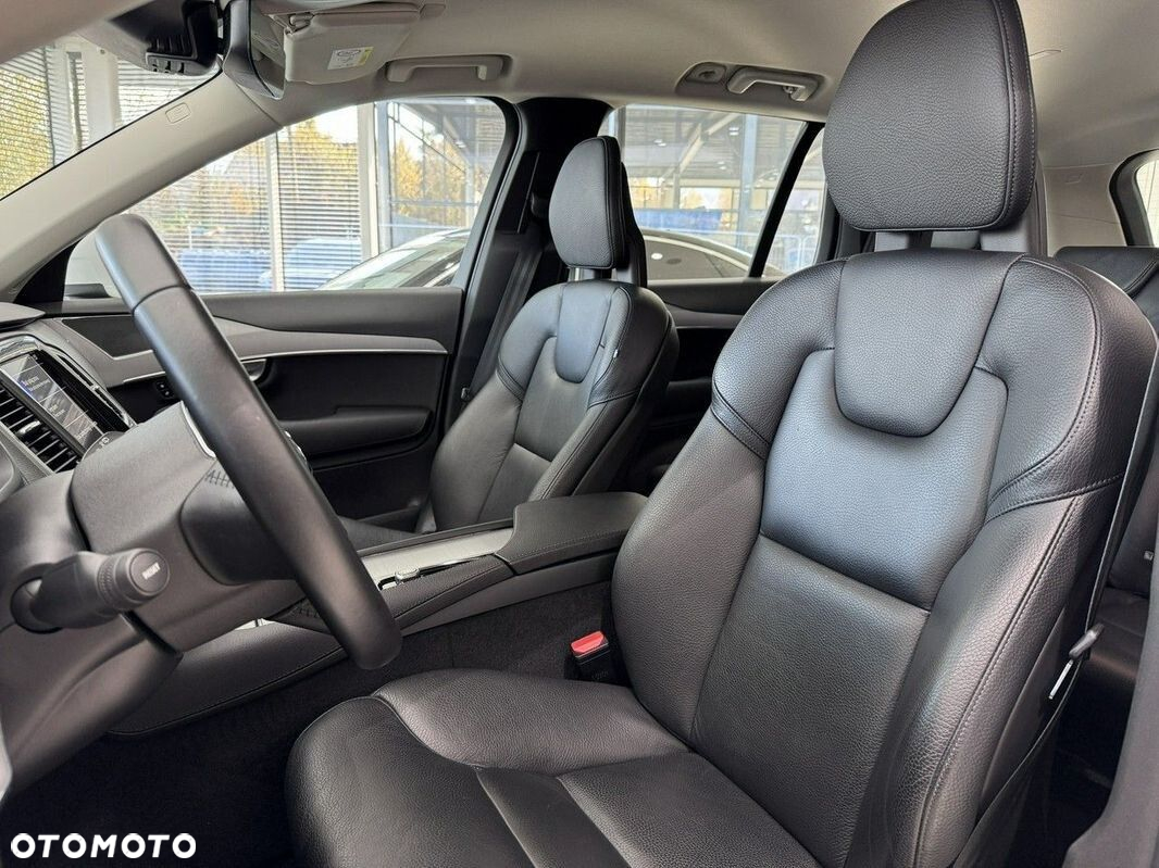 Volvo XC 90 - 13