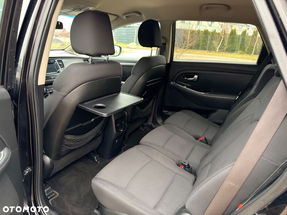 Kia Carens 1.6 GDI XL 7os - 21