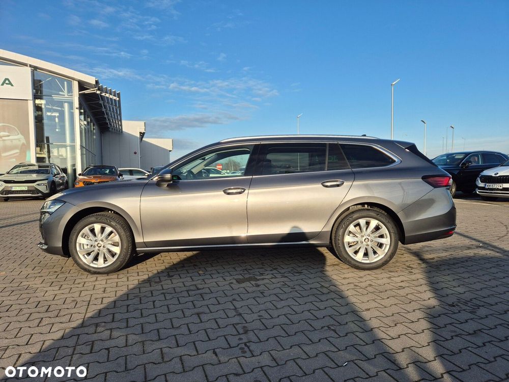 Skoda Superb 2.0 TDI SCR 4x4 Edition 130 DSG - 2