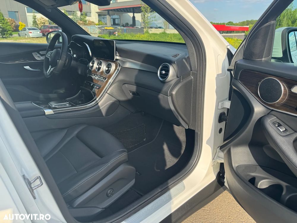 Mercedes-Benz GLC 300 4MATIC - 9