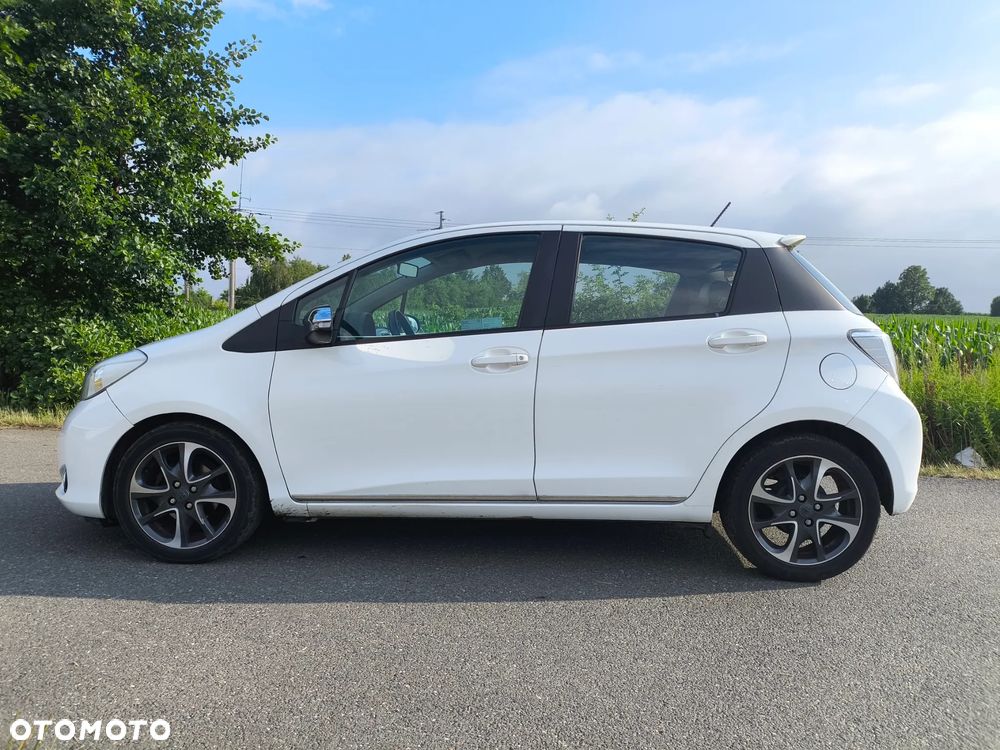 Toyota Yaris 1.33 Prestige - 4
