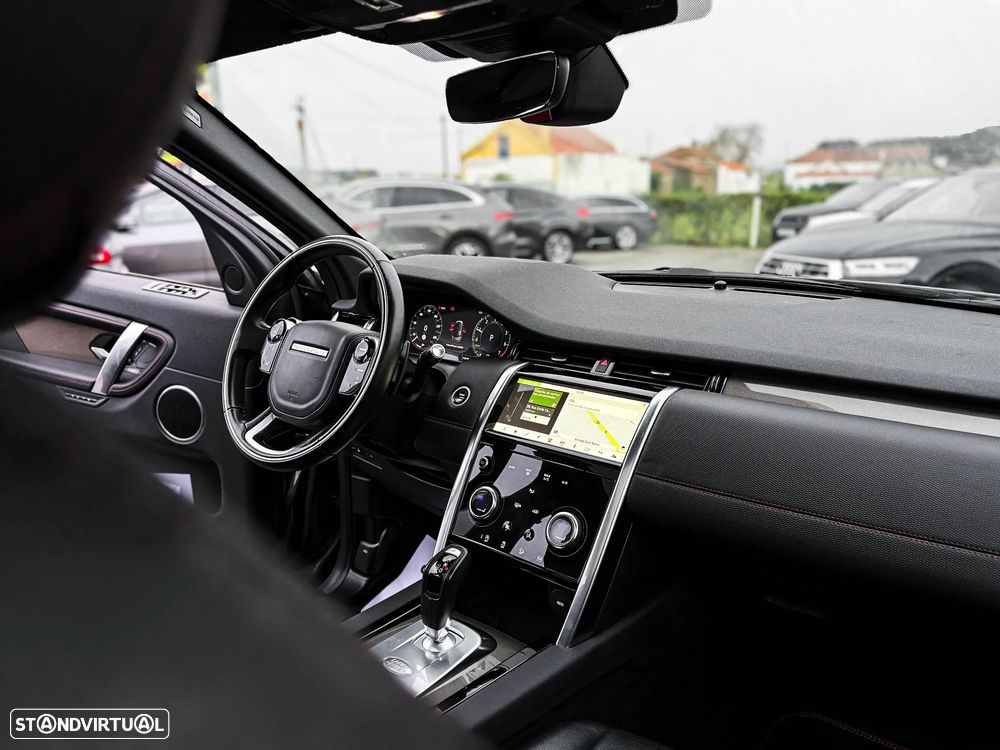 Land Rover Discovery Sport 1.5 I3 P300e AWD R-Dynamic SE - 15