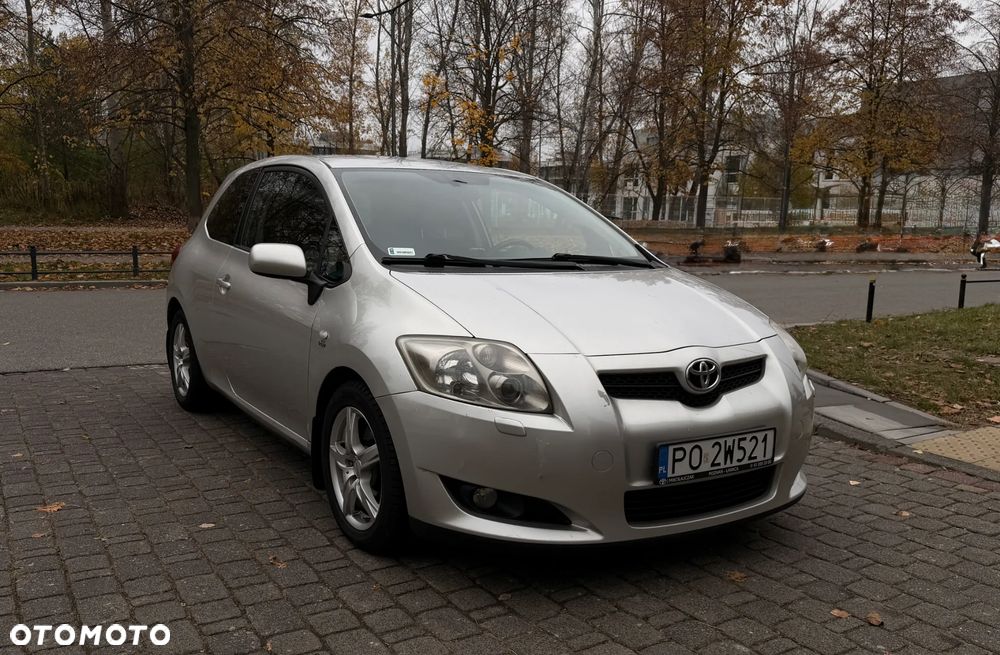 Toyota Auris - 15