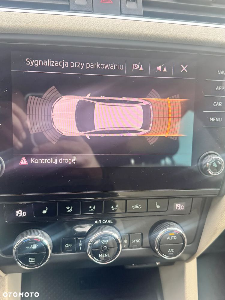 Skoda Octavia 1.8 TSI Ambition DSG EU6 - 25