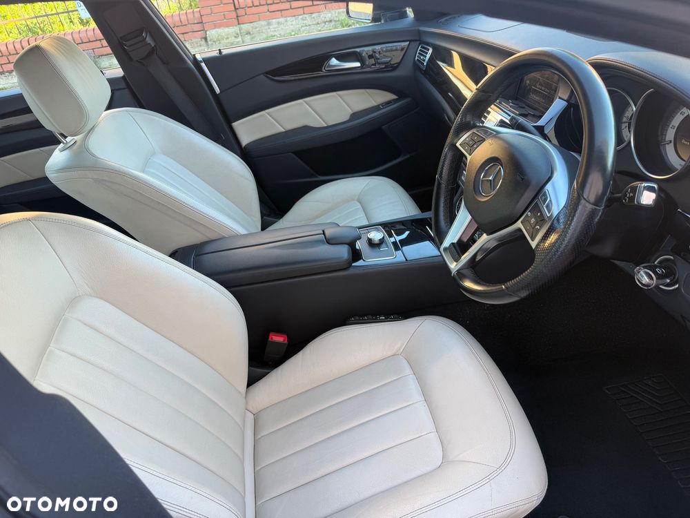 Mercedes-Benz CLS - 8