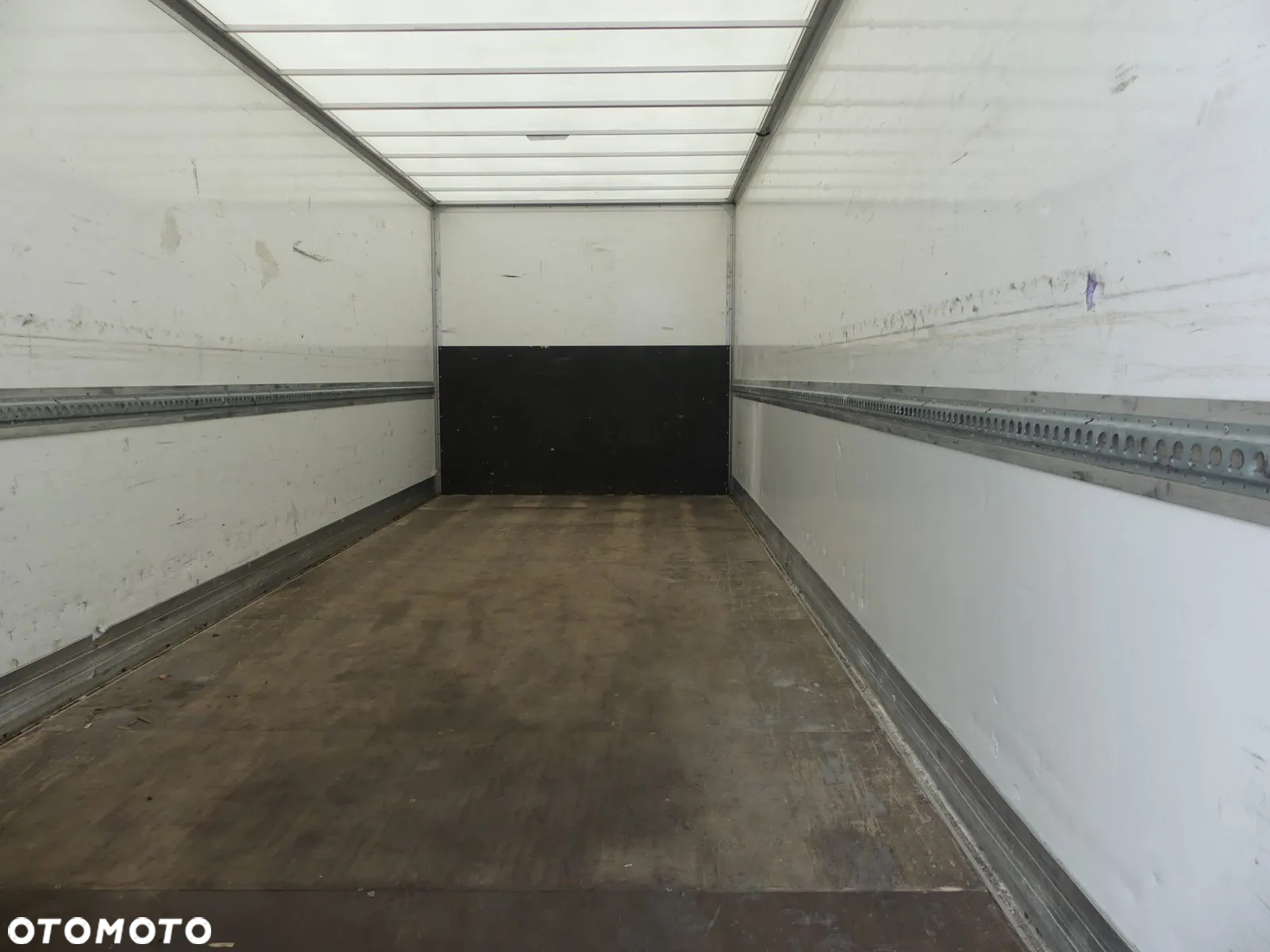 Renault VP D280 DTI8 16T 4X2 AUTOMAT - 11